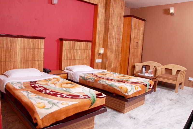 Hotel Karat 87 Inn Ню Делхи Екстериор снимка