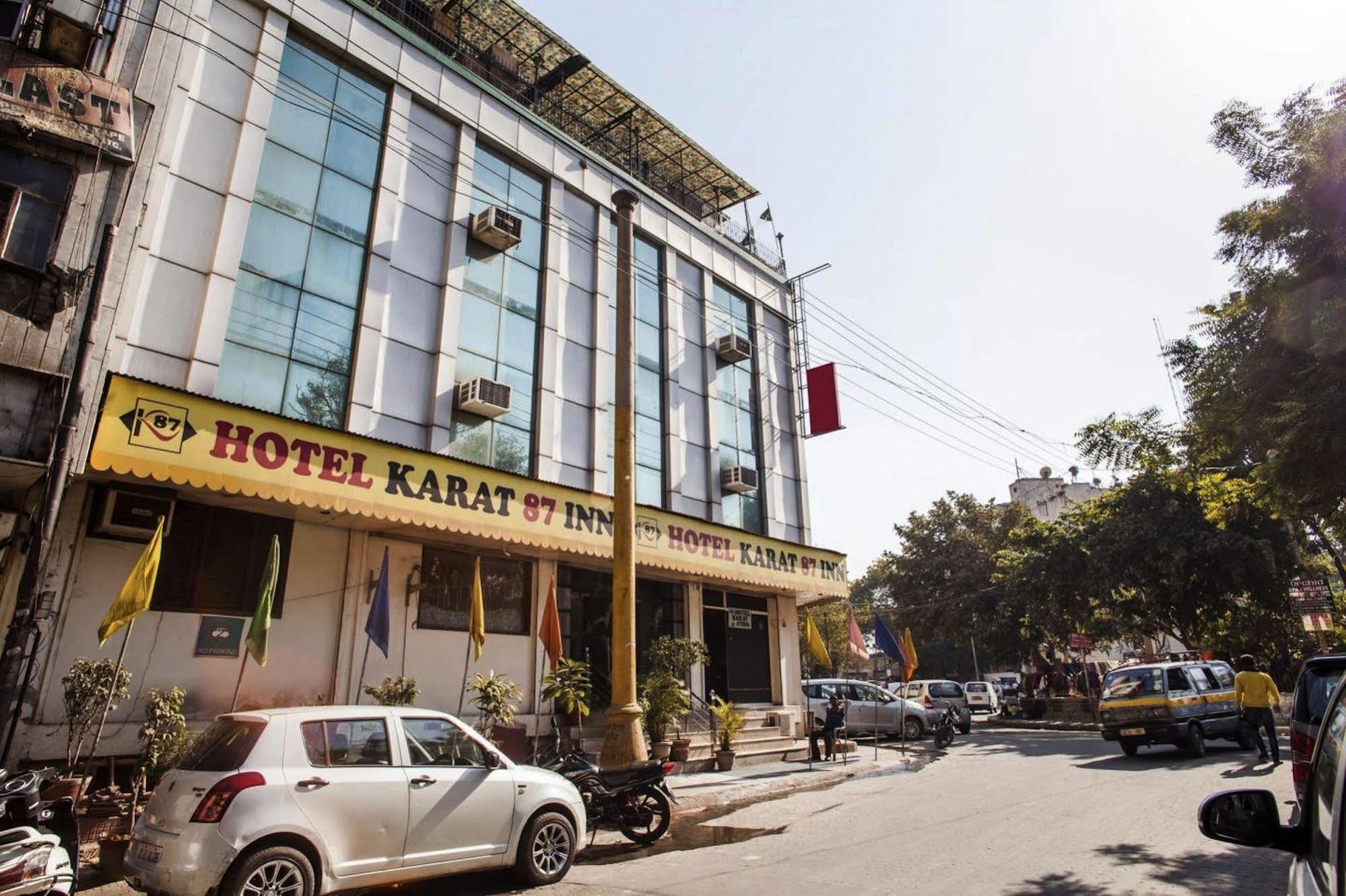 Hotel Karat 87 Inn Ню Делхи Екстериор снимка